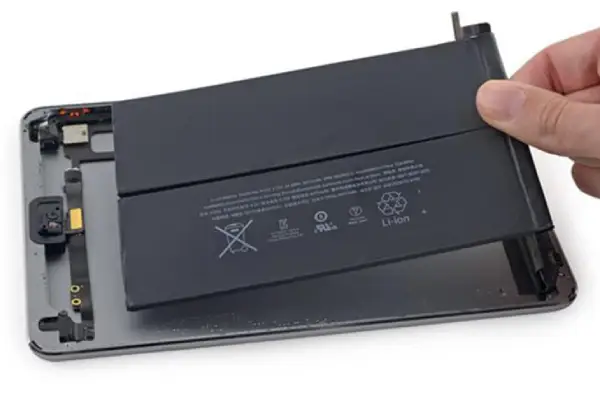 Réparazard réalise le changement de batterie pour tablette et iPad avec service local de qualité et rapide