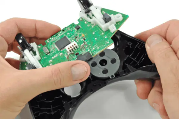 réparation console PlayStation rapide et fiable au Lardin Saint Lazare chez Réparazard expert