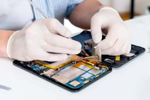 remplacement batterie smartphone urgence Lardin Saint Lazare intervention professionnelle rapide