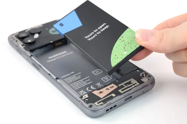 atelier Réparazard changement batterie téléphone rapide fiable Lardin Saint Lazare pour clients satisfaits